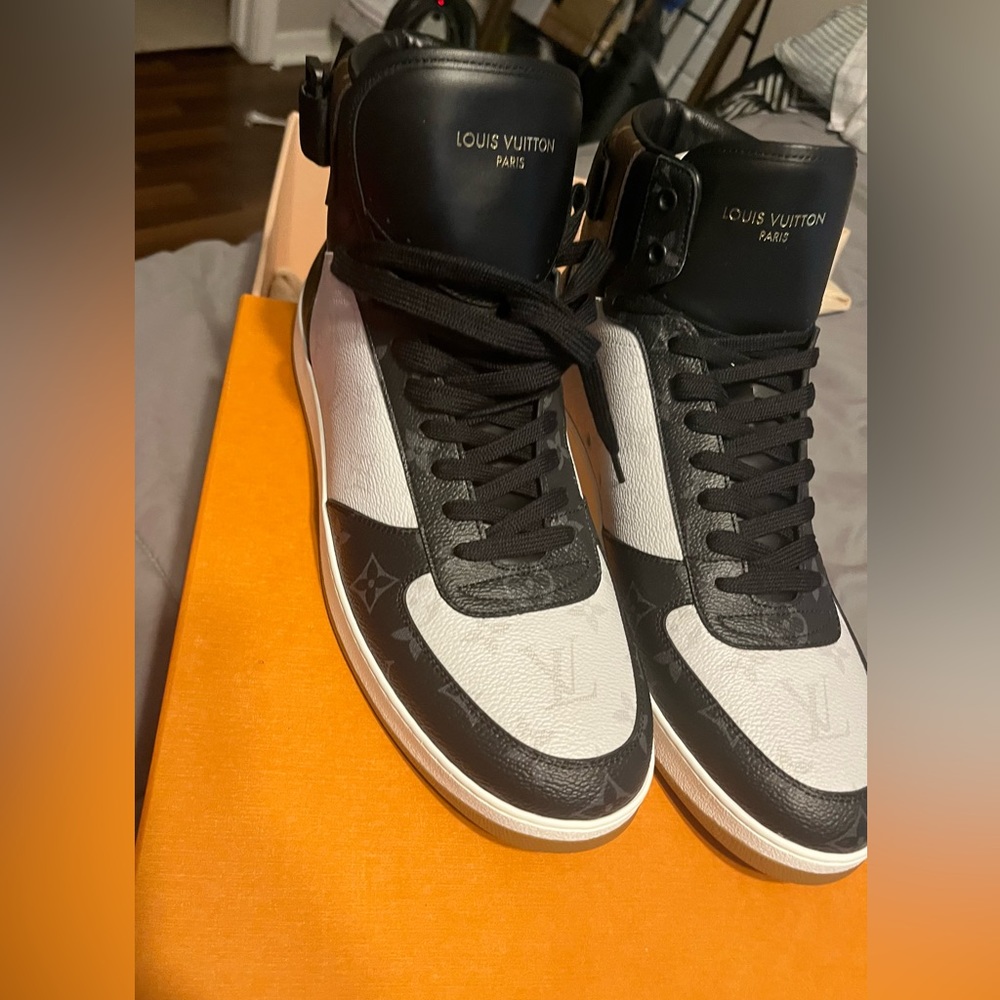 Brand New Authentic Louis Vuitton sneakers